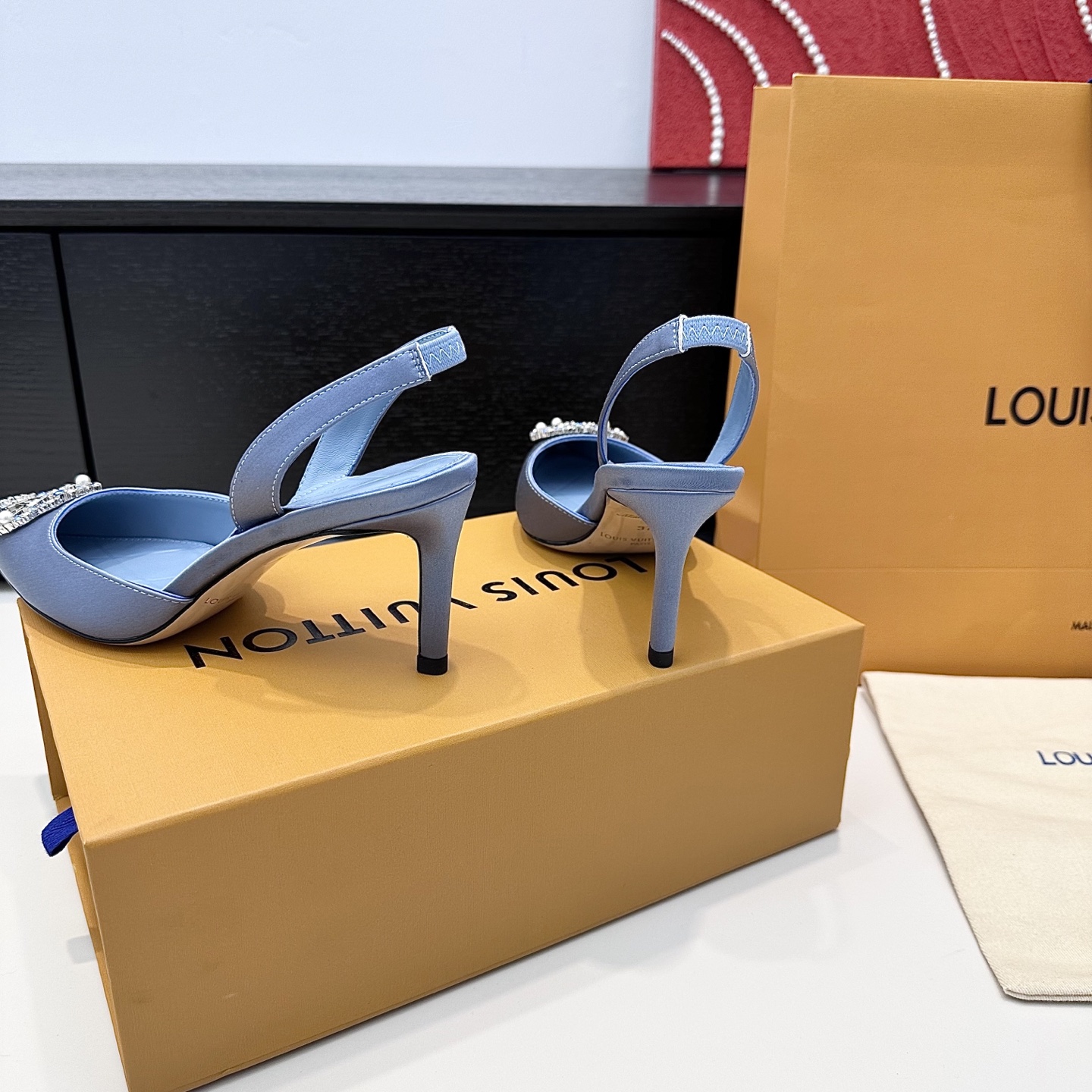 Women's high heels